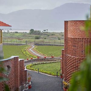 Saj By The Lake, Malshej Ghat
